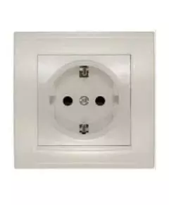 Розетка 1-м СП Бриллиант 16А IP20 с заземл. защ. шторки сл. кость UNIVersal 7948851