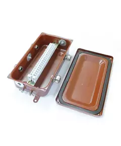 Коробка КЗНС-16 УХЛ1.5 IP65 с латунными сальниками ЗЭТАРУС zeta30316