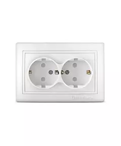 Розетка 2-м СП Севиль 16А IP24 с заземл. защ. шторки бел. UNIVersal С0050