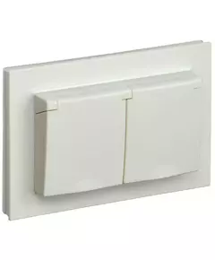 Розетка 2-м СП BRITE РСбш12-3-44-БрКр 16А в сборе IP44 с крышкой беж. IEK BR-R26-16-44-K10-F