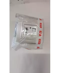 Розетка компьютерная Zena кат.6 + гнездо жемчуж. ABB 500-012500-247