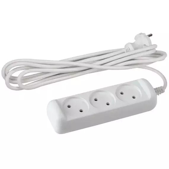 Удлинитель 3х1.5м без зазeмл. 10А IP20 U-3-1.5m ПВС 2х1 ЭРА Б0028354