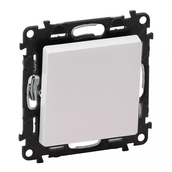 Механизм выключателя 1-кл. СП Valena Life 10А IP20 250В 10AX с лиц. панелью безвинт. зажимы бел. Leg 752401