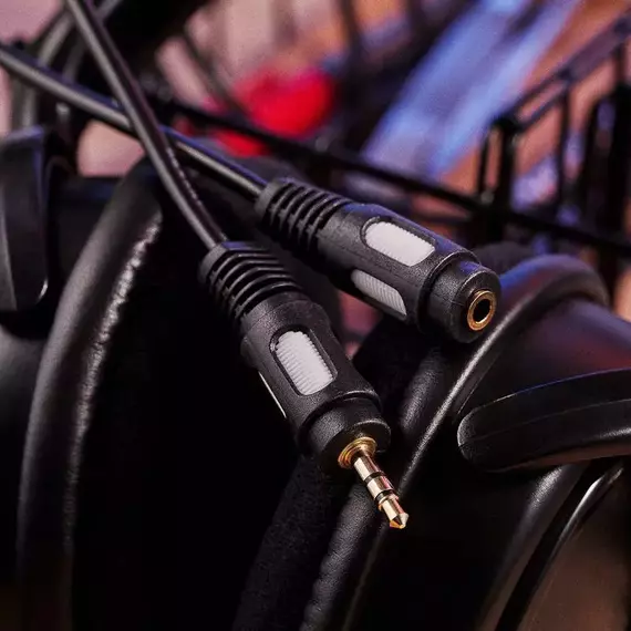 Шнур 3.5 Stereo Plug - 3.5 Stereo Jack 1.5м (GOLD) Rexant 17-4013, изображение 2