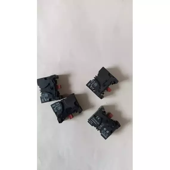 Блок контактный С1 конт. элементом 1НЗ 1-пол. с винт. зажимами Siemens 3SB34030C